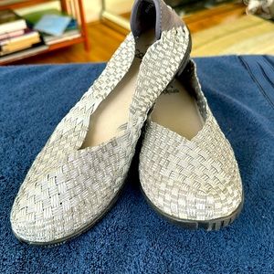 Ladies Corkeys in Silver & Gray Size 9 Like New. Worn Once Still in Box